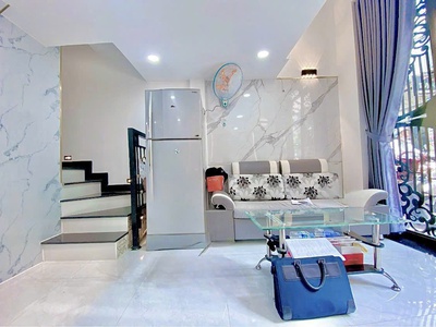 Cho thuê nhà nguyên văn full nội thất - Hòa Hoa Thám, Phú Nhuận 0