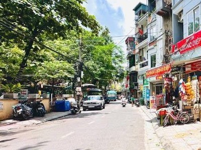 18.5 tỷ, oto tránh, vỉa hè, kinh doanh đỉnh, lõi đống đa, lô góc, 40m2 x 6t thang máy. 0