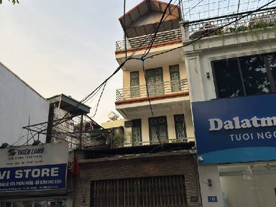 Hoa lâm,long biên 23tỷ 85m ô tô kinh doanh cho thuê văn phòng 0