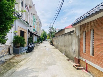 Đất lớn 12x30m full thổ cư, căn góc,  xây biệt thự, chdv, khu cao tầng an phú đông 0