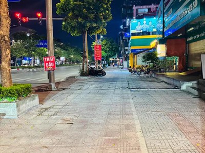 Bán gấp mặt phố ngô gia tự long biên 90m2 5t vỉa hè đá bóng, kinh doanh 28 tỷ 3