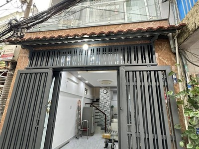 Nhà nguyên căn full nội thất đoàn văn bơ sat quận 1 0