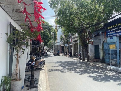 Bán nhà cấp 4, mặt tiền hẻm 8m bàu cát, ngay đồng đen, 4,7x23m, tiện xây, 14,9 tỷ. 0