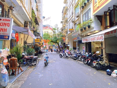 Tòa apartment 10 tầng   mặt phố hàng hành   sát hồ gươm   phố cổ hiếm có 0