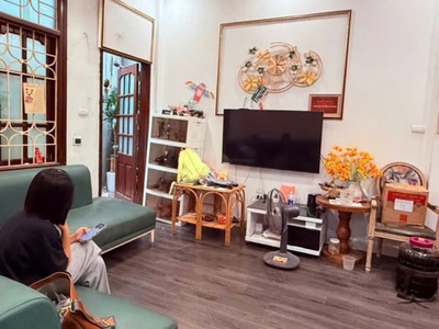 Nhỉnh 10 tỷ, nhà đẹp võ chí công, 3 thoáng, ngõ nông, mặt tiền rộng   5t x 58m2 1