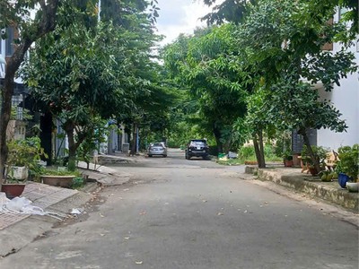 Nhà 2 tầng   hẻm ô tô   ngay phước bình   kế bên global city   73m  chỉ 4,7 tỷ 3