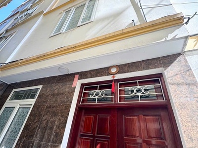 Bán nhà ngõ Hòa Bình 7 Minh Khai Hai Bà Trưng hà Nội DT 37m2x5T mặt tiền rộng 0