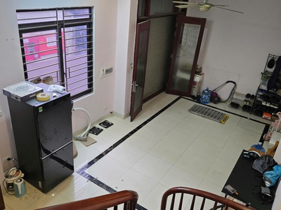 Cho thuê nhà nguyên tầng   khu giáp bát  ngõ 221 giáp bát 1