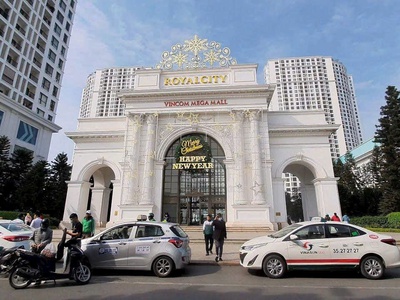  chỉ hơn 3x tỷ - cơ hội vàng ngã tư sở   ngay nguyễn trãi, đối diện royal city  tòa ccmn cao 3
