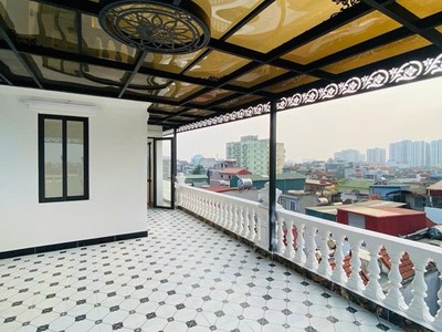 Nhà 7 tầng,  mặt đường đỗ mười - hoàng mai 4 làn xe, oto ngủ trong nhà, nhỉnh 14tỷ 2