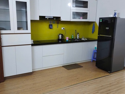 Cho thuê căn hộ 2pn 2wc full đồ tại vp6 linh đàm 2