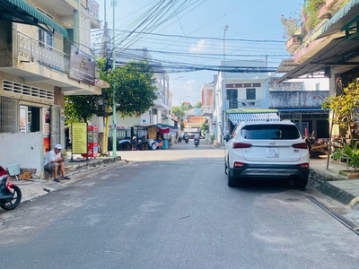 Bán nhà 148m2 đường phan bội châu - phước hội - lagi giá rẻ bèo trung tâm 0