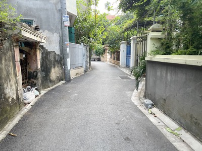 Chính chủ bán 30,1m2 nhà 3 tầng kiên cố, đầu Làng Cam. Cách đường Cổ Bi 70m, cách chợ 150m 4