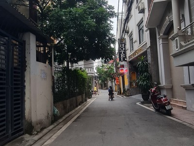 Bán Đất Ngõ 84 Phố Đàm Quang Trung, Cổ Linh, Long Biên, 67m2, MT4.1m, Ô Tô  Giá 9 tỷ 0