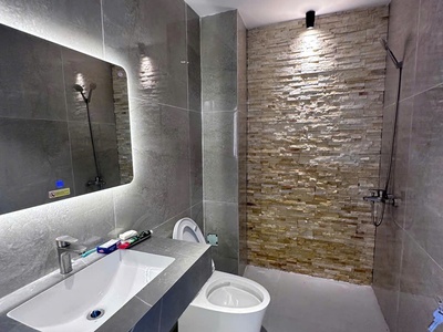 Bán nhà 2 tầng mặt tiền Dương Trí Trạch đường 5m5 hướng Tây chỉ hơn 10 tỷ chút 2