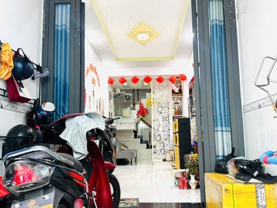 Nhà sổ hồng riêng 1 lầu 3PN đường 3m hiệp thành 17 q12 2