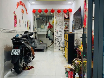 Nhà sổ hồng riêng 1 lầu 3PN đường 3m hiệp thành 17 q12 3