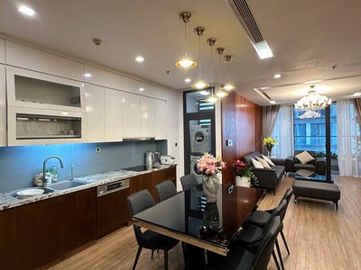 Chính chủ cần cho thuê Vh Metropolis, Liễu Giai, Ba Đình, Hà Nội. 130m. 1