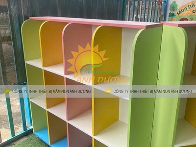 Tủ đựng cặp mầm non, kệ cặp mầm non 12 ô,kệ cặp dép mầm non 0