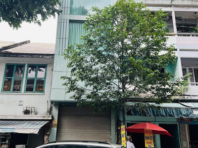 Bán nhà mặt tiền bùi hữu nghĩa -trần hưng đạo quận 5 dt: 4.5x19.5m nh đều 8.2m.36 tỷ hơn 0