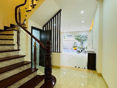 Phúc đồng,long biên 16tỷ 60m,phân lô ô tô vỉa hè,vừa ở vừa kinh doanh cho thuê đỉnh 2
