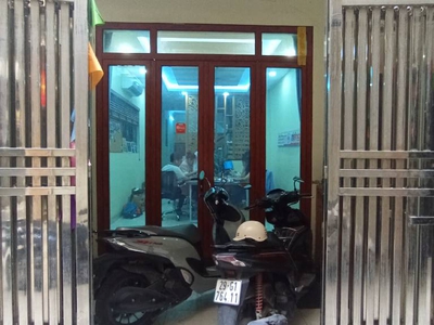 Siêu phẩm lô góc - 5 tầng - cho thuê văn phòng - công ty kinh doanh online thì quá đăng cấp. 0