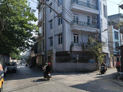 Việt hưng,long biên 16tỷ 90m lô góc ô tô đỗ cửa,kinh doanh,cho thuê đỉnh 0
