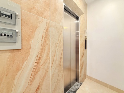Trần duy hưng - 48m2, lô góc,  5 tầng thang máy - ô tô đỗ cửa - 13.6 tỷ 2