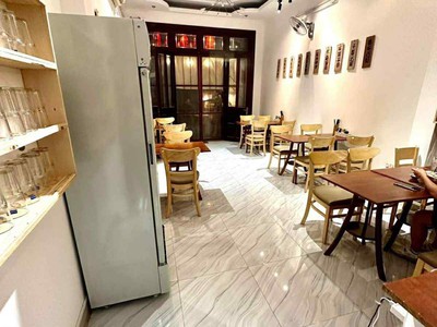 Giảm mạnh 800đ    bình thạnh - khu vip d2 - kết cấu 4 tầng - hẻm xe hơi tránh - sát mặt tiền - dt 2