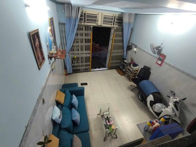 Nhà thới an 16 phường thới an  quận 12 cũ  44m2 2 tầng hẻm ôtô  chỉ 3 tỷ 950. 1