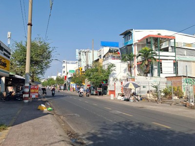 Mặt tiền phạm thế hiển 6x18 ngay cao lỗ chỉ 10 tỷ 9 1