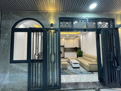Bán nhà phố yên hoà, 5 tầng 4 ngủ, tiện ích ngập tràn, gần trường học, chợ, vài bước ra phố, giá 1