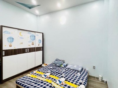 Giảm 4 tỷ còn 8.3 tỷ nhà đẹp 4 tầng ngay cityland 3