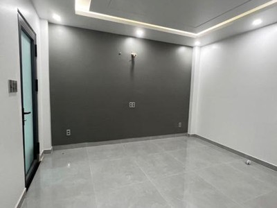 Giảm 4 tỷ còn 8.3 tỷ nhà đẹp 4 tầng ngay cityland 4