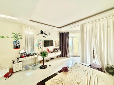 Bán nhà  2 mặt tiền hẻm lý thánh tông - tô hiệu, dt 5x18m, 5 tầng,  8pn, chào 13,9 tỷ. 0