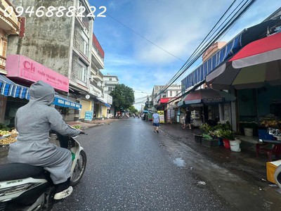 Nhà mặt đường thiên lôi , vị trí cực đẹp kinh doanh tốt 0
