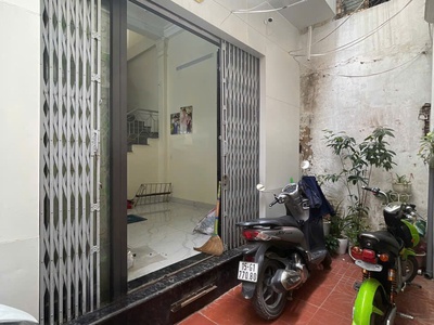 Bán nhà trần nguyên hãn   gần chợ đôn   nhà độc lập 3,5 tầng   giá chỉ 2 tỷ 050 triệu   sổ đỏ chính 4