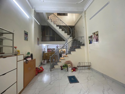Bán nhà trần nguyên hãn   gần chợ đôn   nhà độc lập 3,5 tầng   giá chỉ 2 tỷ 050 triệu   sổ đỏ chính 0