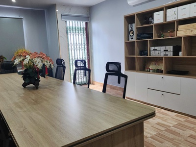 Cho thuê văn phòng mới 40m2 phú thứ cái răng, mặt tiền bùi quang trinh, giá chỉ 5 triệu, sổ đỏ, 4