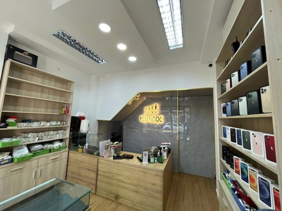 Chính chủ cho thuê mbkd mặt tiền quận 10, ở lại được 2
