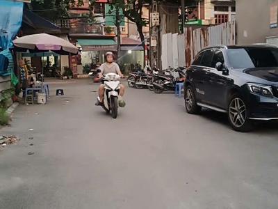 Bán đất đông ngạc 56 m,7 mt,lô góc,oto vào đất,thông ,kinh doanh.sổ đỏ nở hậu ,chào 12 tỷ 2