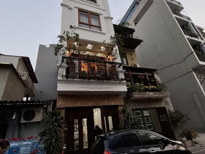 Tư đình,long biên 15tỷ 56m ô tô đỗ cửa,ngõ thông gần phố 0