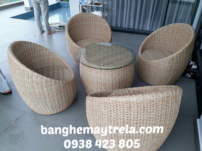 Bàn ghế để hồ bơi mây nhựa 1