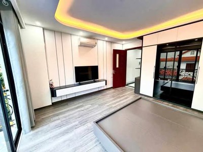 Gấp, Bán Nhà Ngõ 438 Ngọc  Thụy, Long Biên, 47m2, 6 Tầng, Gara, Ô Tô, Thang Máy, Full đồ 5