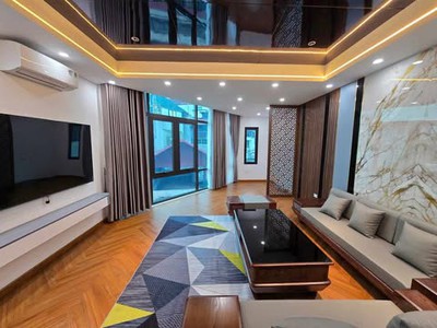 Gấp, Nhà Ngõ 67 Nguyễn Văn Cừ, Ngọc Lâm, Long Biên, 50m2, Gara Ô Tô, Thang Máy, Full đồ 1