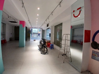 Cho Thuê Nhà Góc 2 MT Đường Nguyễn Trãi Quận 5.KC: 7 Tầng.Giá 350tr 2