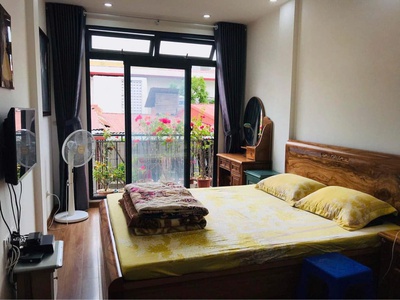 Bán nhà ngõ Tam Khương, Tôn Thất Tùng, 35m2 x 5 tầng, ô tô đỗ cửa 3