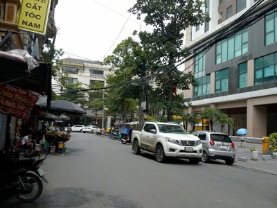 Nhà chính chủ - giá tốt - vị trí đẹp tại ngõ 42 triều khúc, quận thanh xuân, tphn 1
