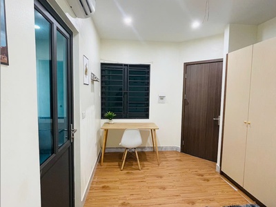 Tòa nhà 7 tầng, 1 tum - phú diễn - full đồ như hình khách vào ở luôn 1