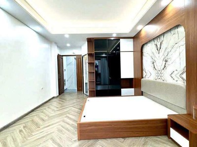 Phố vọng, nhà mới ở ngay, 5 tầng thang máy, hơn 9 tỷ 2